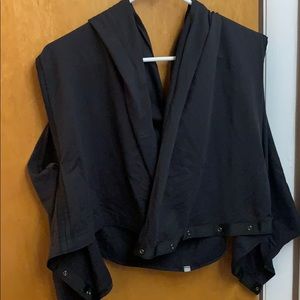 Lululemon Vinyasa scarf/shawl bought & never wear.